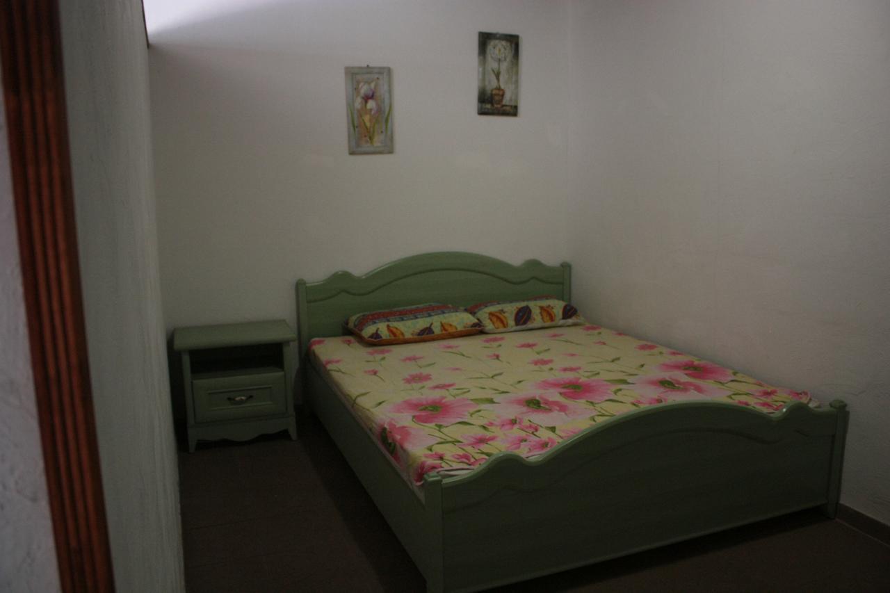 Akvitaniya Mini-Hotel Zatoka Ngoại thất bức ảnh