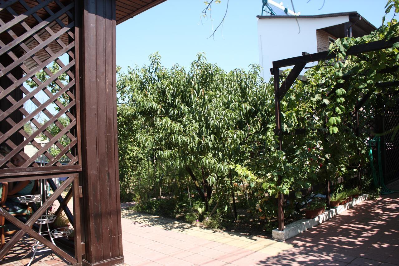 Akvitaniya Mini-Hotel Zatoka Ngoại thất bức ảnh
