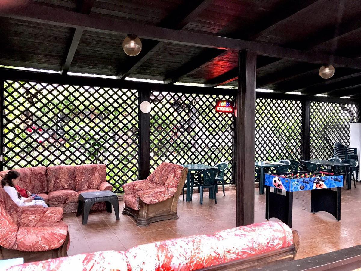Akvitaniya Mini-Hotel Zatoka Ngoại thất bức ảnh