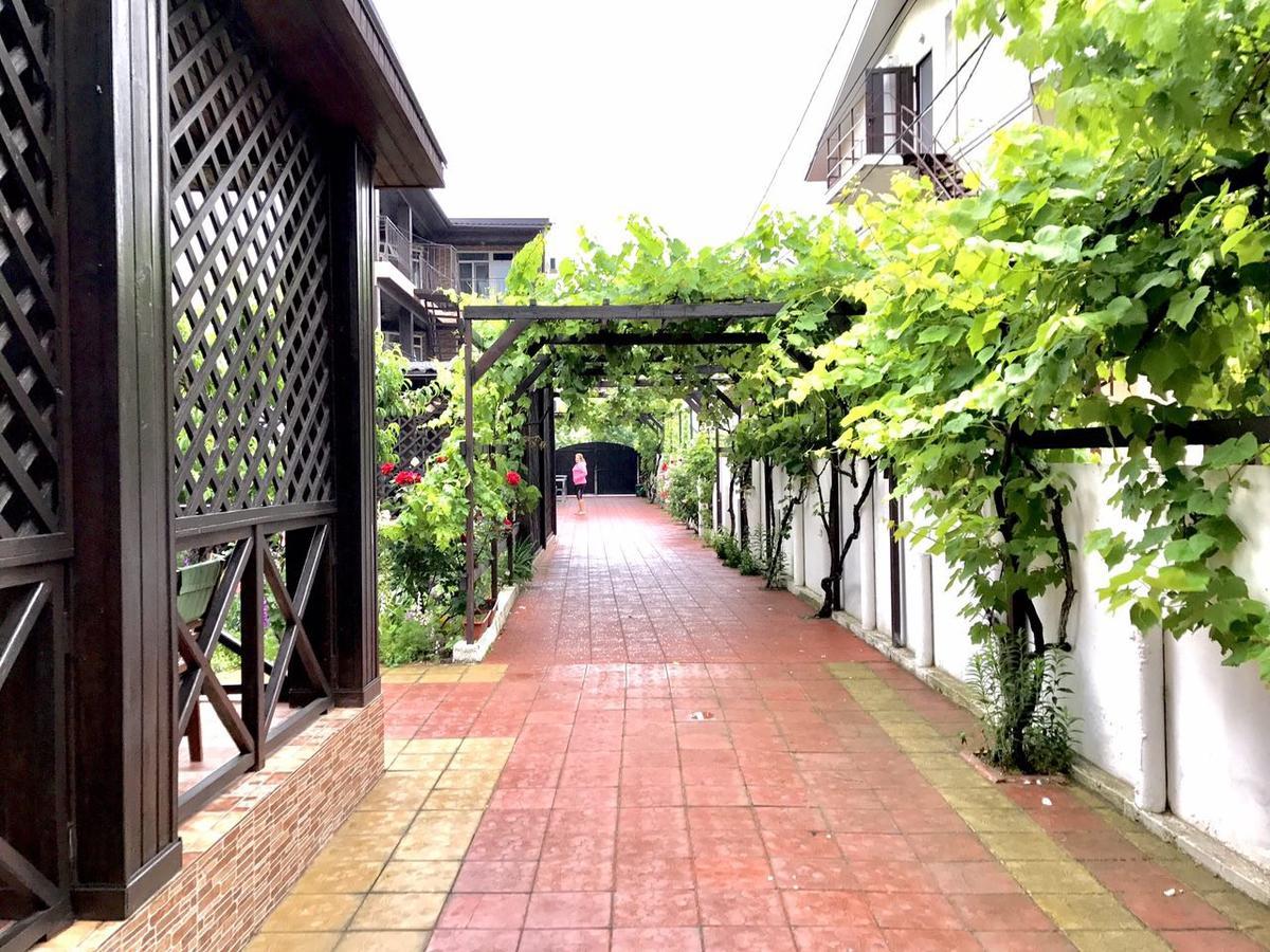 Akvitaniya Mini-Hotel Zatoka Ngoại thất bức ảnh