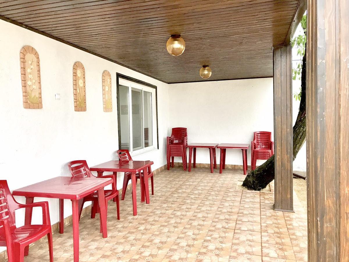 Akvitaniya Mini-Hotel Zatoka Ngoại thất bức ảnh