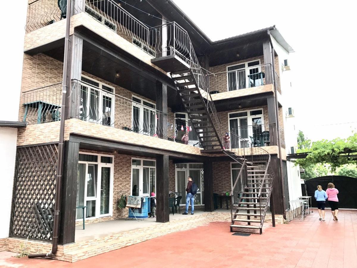 Akvitaniya Mini-Hotel Zatoka Ngoại thất bức ảnh